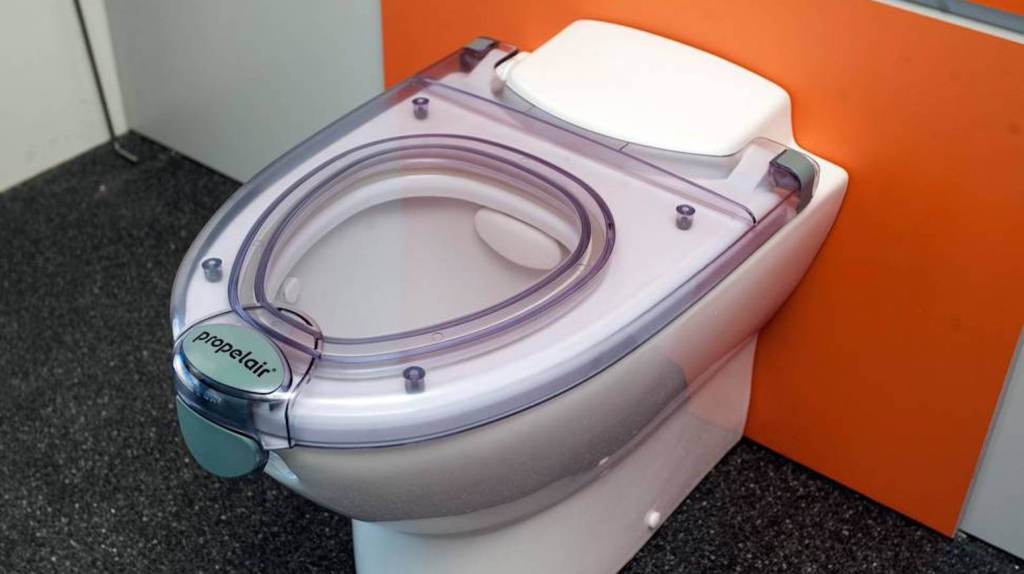 One Flush At a Time: The Toilet That’s Redefining Water Conservation